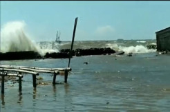 Usai Gerhana Bulan Total, 2 Desa di Probolinggo Diterjang Banjir Rob