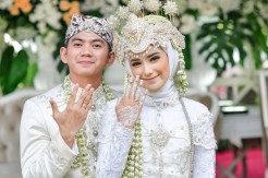Rizki 2R dan Nadya Mustika...