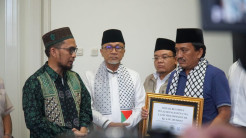 Zulhas Dukung Ustaz Adi Hidayat: Jangan Benturkan Pemerintah dengan Islam