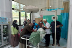 Wanita Pendaki yang Hilang Usai Kencing di Gunung Abbo Ditemukan Lemas di Celah Tebing