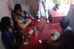 Janda Seksi Jualan Sabu, Ditangkap Saat Layani 2 Pasangan Kekasih Lakukan Pesta Terlarang