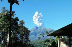 Pagi ini Merapi Semburkan Awan Panas Sejauh 2 Km, Warga Diminta Taati Rekomendasi
