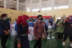 Wamenkes Tinjau Vaksinasi Massal di Provinsi Banten