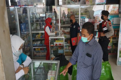 COVID-19 Meledak, Warga Mojokerto Panik Borong Tabung Oksigen