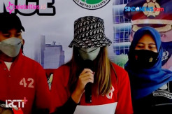 Menyesal, Nia Ramadhani...