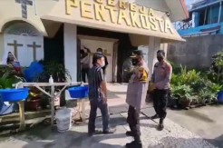 Gereja Pentakosta Dilempar Bom Molotov Saat Banyak Warga Mengungsi di Dalamnya