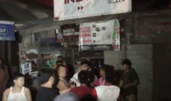 Nekat Terobos Kobaran Api, Pemilik Warung Nyaris Adu Jotos dengan Warga