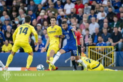 Babak I: Hakim Ziyech Cedera, Chelsea Robek Gawang Villarreal