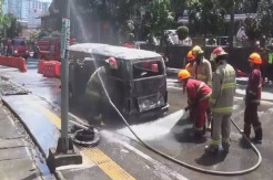 VW Combi Antik Hangus Terbakar Dekat Penyekatan Ganjil Genap di Simpang Dago Bandung