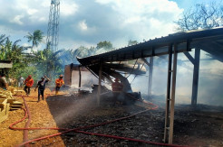 Oven Kayu Terlalu Panas, Gudang Mebel Warga Guyangan Jepara Dilalap Kobaran Api