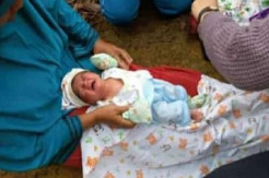 Duh, Siapa yang Tega Buang Bayi Malang Ini