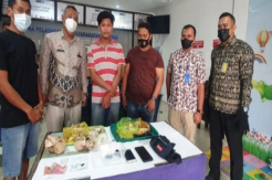 Selundup Sabu lewat Kepala Ikan Bandeng, Warga Bungah Diamankan