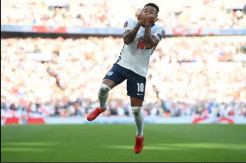 Tiru Selebrasi Cristiano Ronaldo, Cara Lingard Sambut CR7 di MU