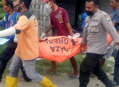 Diduga Depresi Ditinggal Istri Menikah Lagi, Pria Ini Nekat Terjun ke Sungai