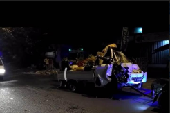 Laju Terlalu Kencang, Mobil  Sayur Tabrak Truk