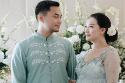 Zaskia Gotik dan Suami...