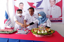 Hut ke-7, Perindo Pematangsiantar Resmikan Kantor Baru dan Berbagi Makanan Gratis