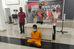 Cinta Terlarang, Pria...