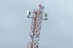 Breaking News! Bendera Bintang Kejora Berkibar di Tower Telekomunikasi Manokwari Papua Barat