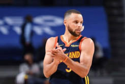 Stephen Curry Pemain NBA dengan Bayaran Tertinggi Rp648 miliar