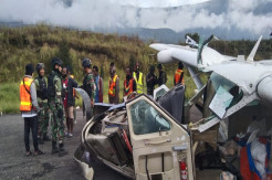 Cuaca Buruk Diduga Penyebab Pesawat Smart Air Jatuh di Bandara Aminggaru Ilaga Puncak Papua
