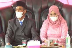 Tak Mau Lawan Kotak Kosong, Kades Patahana di OKU Selatan Ajak Istrinya Maju Pilkades