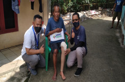 MNC Peduli Berikan Bantuan Kaki Palsu kepada Warga Tapos Depok