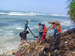 7 Hari Pencarian, Korban Tenggelam di Pantai Karapyak Pangandaran Ditemukan