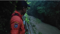 Asyik Memancing di Sungai Gembong, 6 Remaja Terseret 1 Hilang Terbawa Arus