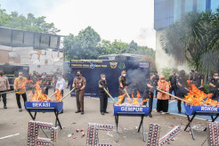 Jalankan Fungsi Perlindungan...