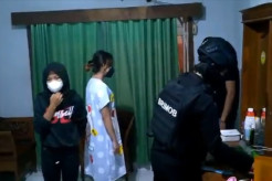 Hamil 7 Bulan, Wanita Cantik Berdaster Terjaring Razia Saat Tunggu Pelanggan untuk Bersetubuh di Hotel