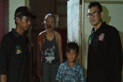 Memilukan! Dihimpit Kemiskinan, Bocah 9 Tahun Harus Banting Tulang Jadi Pemulung