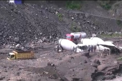 Lahar Gunung Merapi Terjang Magelang, 1 Orang Masih Hilang dan Sejumlah Kendaraan Tertimbun