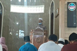 Keteduhan Ipda Taufik Manullang, Puluhan Tahun Jadi Juru Khatib Salat Jumat