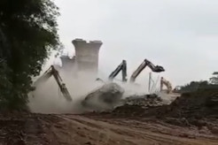 Heboh Video Pembongkaran Tiang Pancang Kereta Cepat, Bos PT KCIC Geram