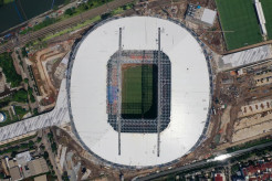 Atap Stadion JIS Sudah Tertutup, Anies: Tinggal Pembenahan Interior