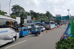 Libur Nataru, 10 Posko Ganjil Genap dan Pemeriksaan Hasil Swab Disiapkan di Jalur Puncak