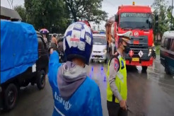 Lihat Anaknya Tewas Dilindas Truk Tangki Pertamina, Ayah Menangis Histeris