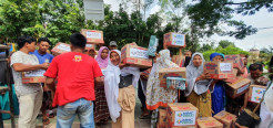 Dapat Bantuan MNC Peduli, Korban Banjir-Longsor Lombok Senang dan Bahagia
