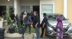 Merasa Tertipu, Puluhan...