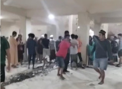 Makassar Geger! Kubah Masjid Mendadak Roboh Timpa Jamaah saat Hendak Salat Tarawih