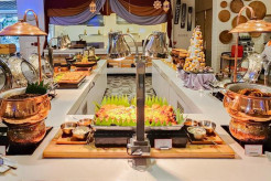 Usung Tema Timur Tengah, Iftar Delight Suguhkan Beragam Jenis Kuliner