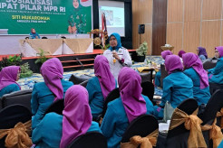 Perempuan Perlu Bentengi Keluarga dari Radikalisme