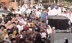 TGB Zainul Majdi Datang, Ribuan Warga Pemenang Lombok Utara Menyambut Antusias