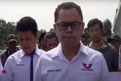 Relawan Datang Menyambut, Bacaleg Perindo Arnod Sihite Terharu