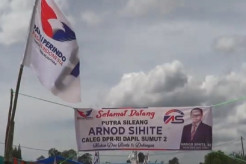Kunjungi Humbang Hasundutan, Bacaleg Perindo Arnod Sihite Siap Bagikan KTA Berasuransi