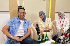 Alami Masalah Kulit, Ini Cara Olla Ramlan Atasinya