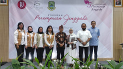 HUT ke-5 Tahun, Perempuan Jenggala Gelar Bakti Sosial dan Kesehatan