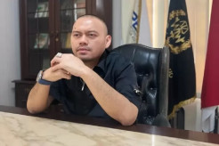 Pemerintah Diminta Moratorium...