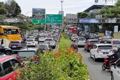 Penampakan Macet Jalur Menuju Puncak Bogor Dipadati 12.000 Kendaraan